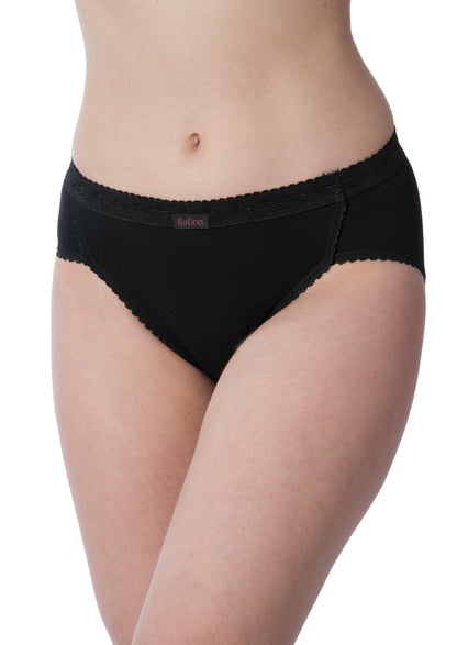 Black women's underwear on a white background High Cut Bikini
Cotton – Spandex
White, Black, Natural
Pack of 3