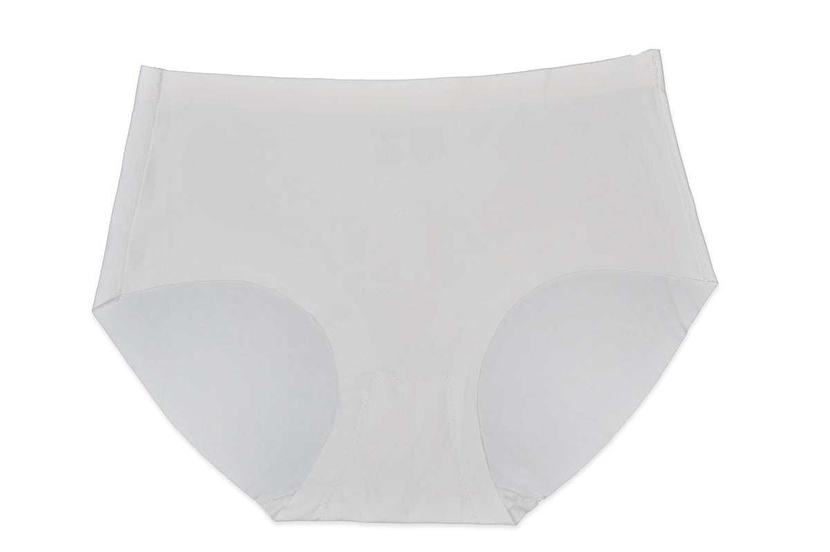 Women’s Seamless No Show Thongs front view white