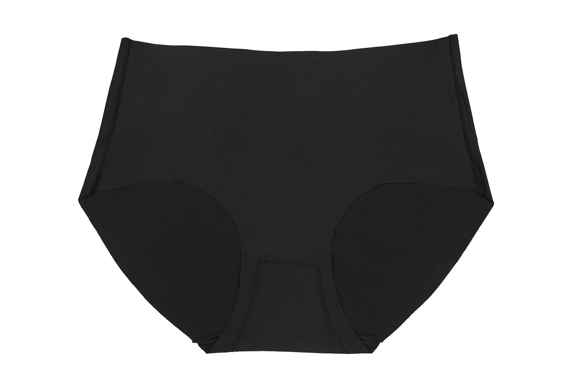 Women’s Seamless No Show Thongs front view black